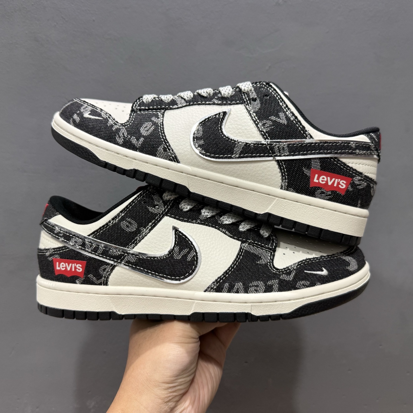 Fragment x Travis Scott x 冠军 Air Jordan 1 Low 三方联名倒钩 LD2025-019