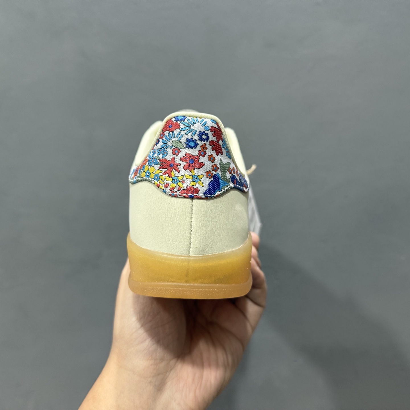 AD Gazelle Indoor Trainers 羚羊内训系列低帮复古百搭休闲运动德训风板鞋 JH7370
