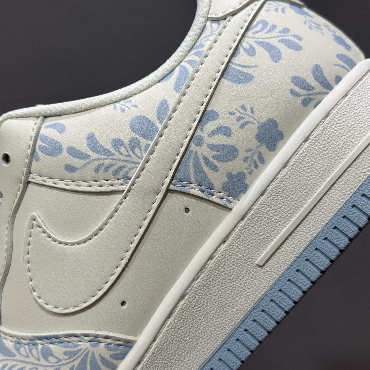 Nike Air Force 1'07 Low Supreme联名 青花 空军一号低帮休闲板鞋 XX3168-137