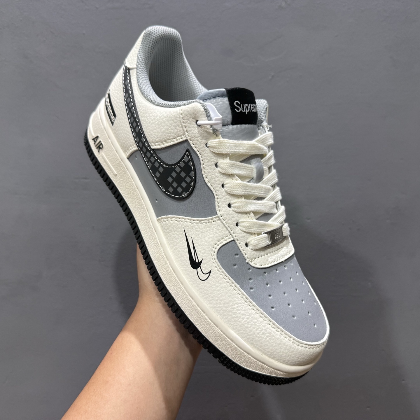 Nike Air Force 1'07 Low Supreme联名 米灰积木 空军一号低帮休闲板鞋 XS1958-568