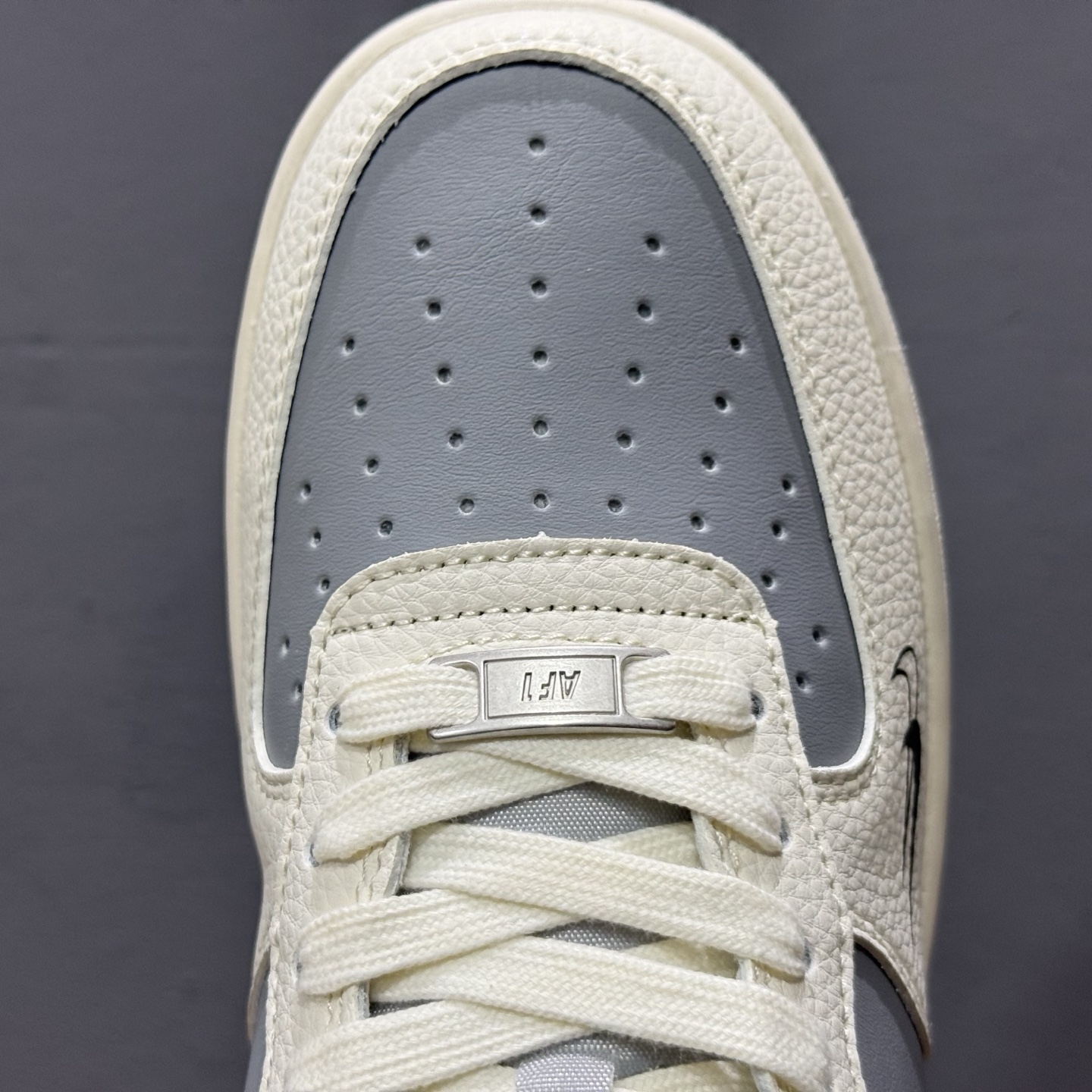Nike Air Force 1'07 Low Supreme联名 米灰积木 空军一号低帮休闲板鞋 XS1958-568