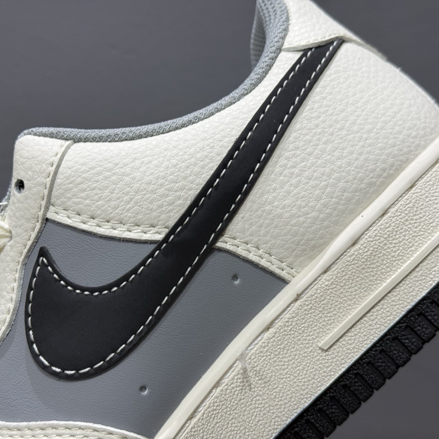 Nike Air Force 1'07 Low Supreme联名 米灰积木 空军一号低帮休闲板鞋 XS1958-568