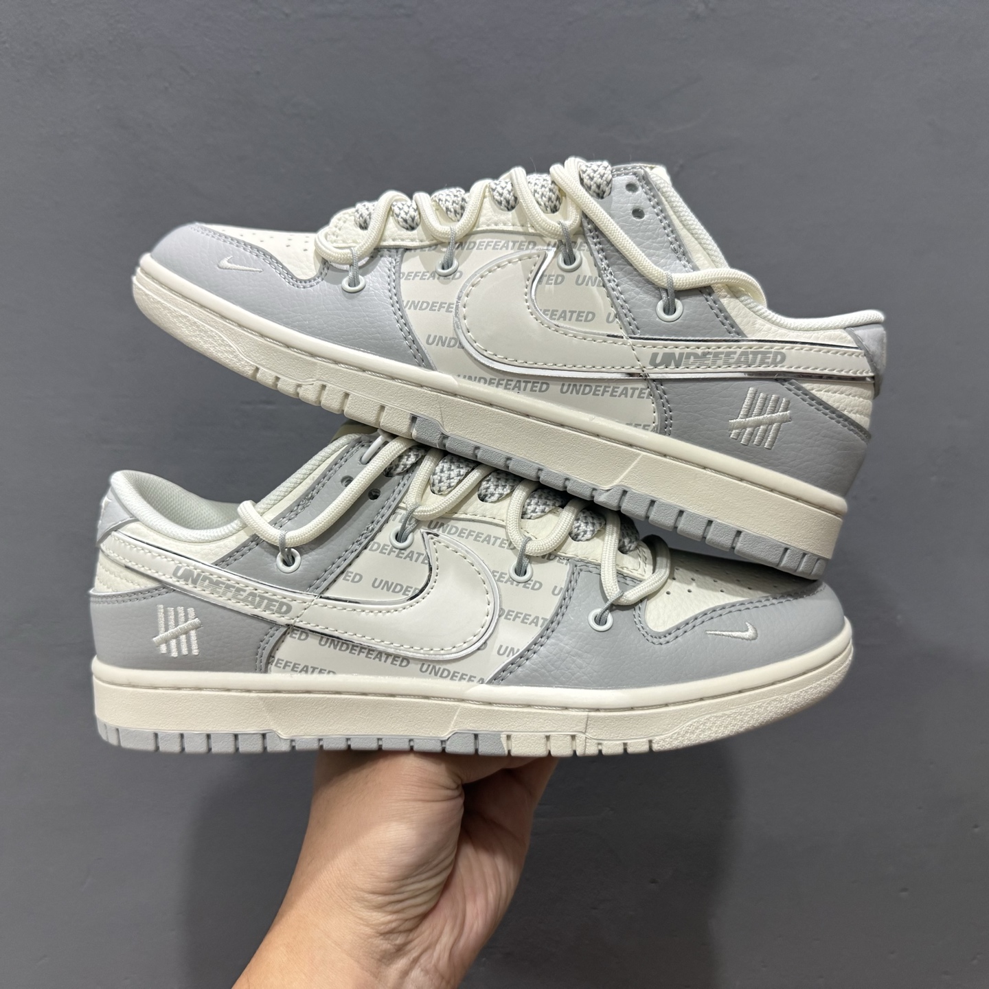 Nike SB Dunk Low UN系列 绑带 字幕白勾 周年高端定制 低帮休闲板鞋 DM6868-079