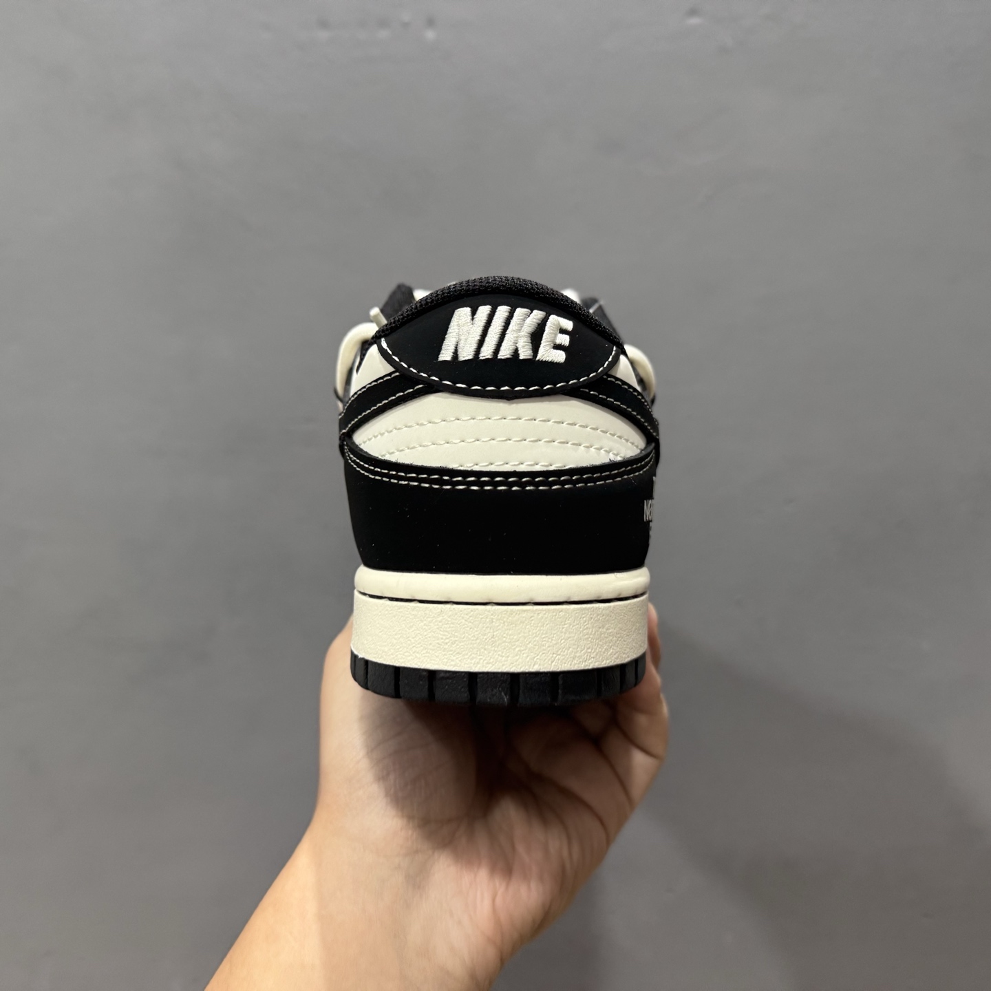 Nike SB Dunk Low 北面系列绑 带黑白黑勾 低帮休闲板鞋 YX5066-287