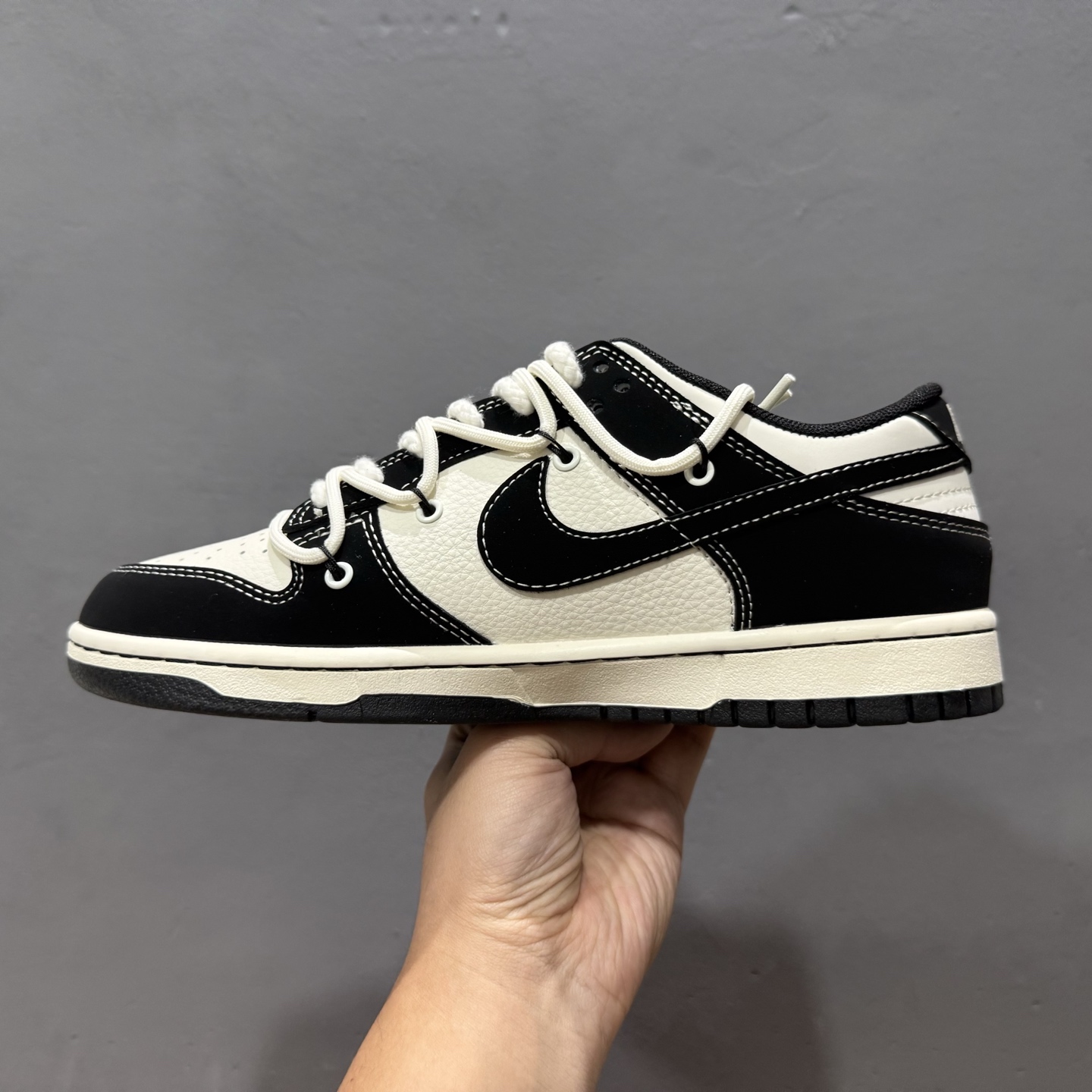 Nike SB Dunk Low 北面系列绑 带黑白黑勾 低帮休闲板鞋 YX5066-287