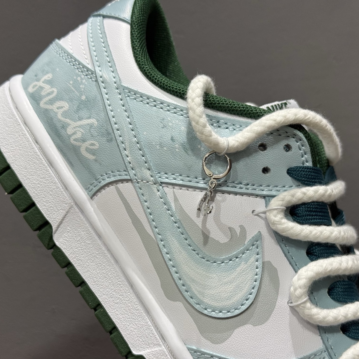 Nike Dunk Low 灵蛇之瑞 白灰 DD1391-101