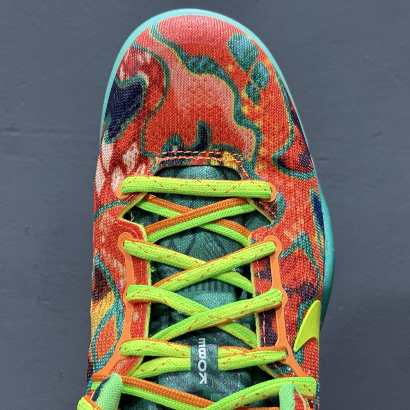 Nike Kobe 8 Protro ”What The Kobe” 科比8代 低帮篮球鞋/鸳鸯 橙蓝