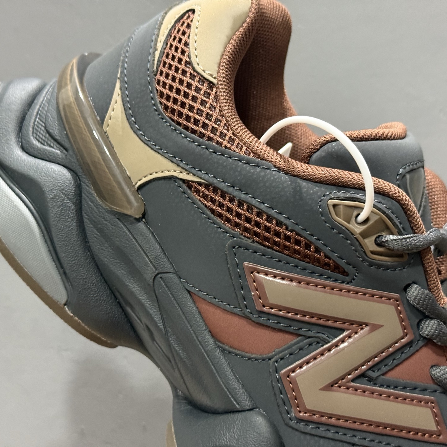 纯原 Joe Freshgoods x New Balance NB9060 联名款 复古休闲运动慢跑鞋 U9060RFB