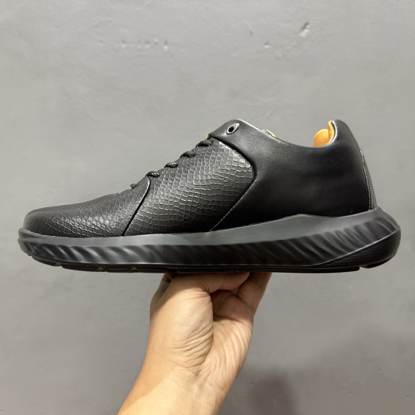 Ecco 爱步 #经典和现代工艺品质融合 精选小牛皮面料 百搭休闲老爹鞋