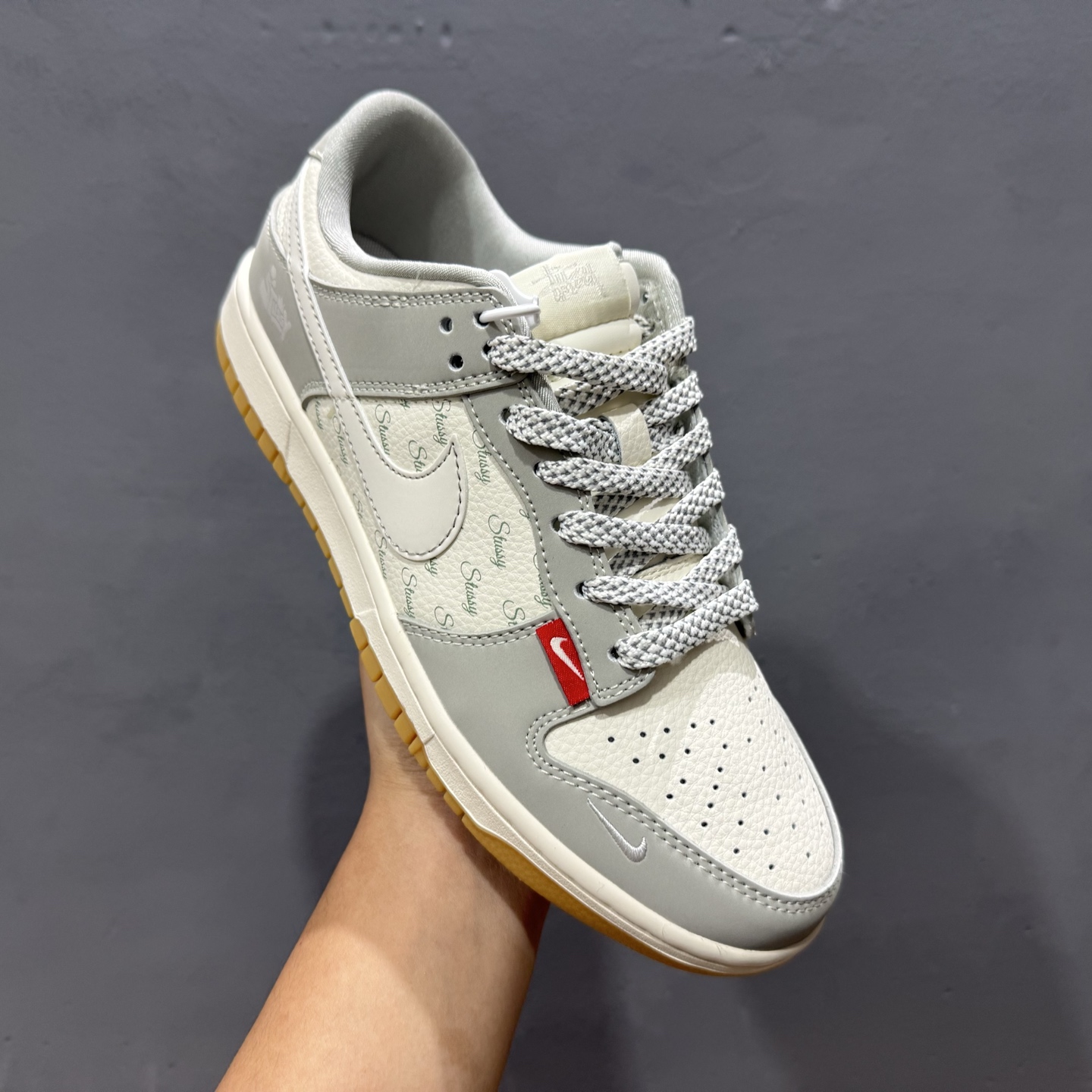 Stussy x Nike Dunk Low 卡通生胶 JJ2508-557