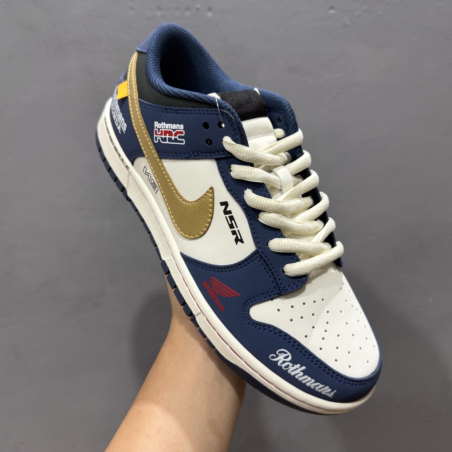 Nike SB Dunk Low 复古白蓝 联名配色 周年高端定制 低帮休闲板鞋 MU0232-365