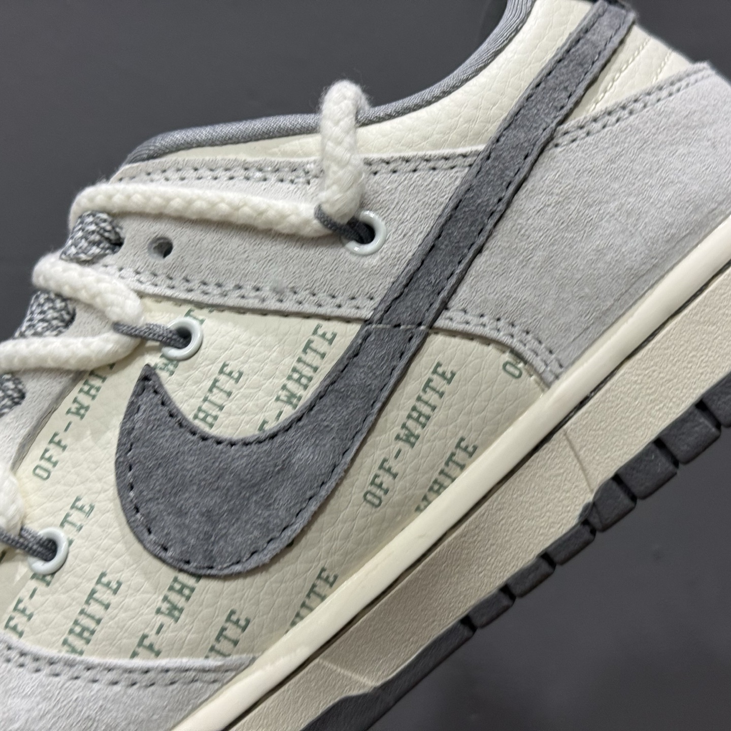 Off-White x Nike Dunk Low 绑带字幕灰勾 YX5066-223