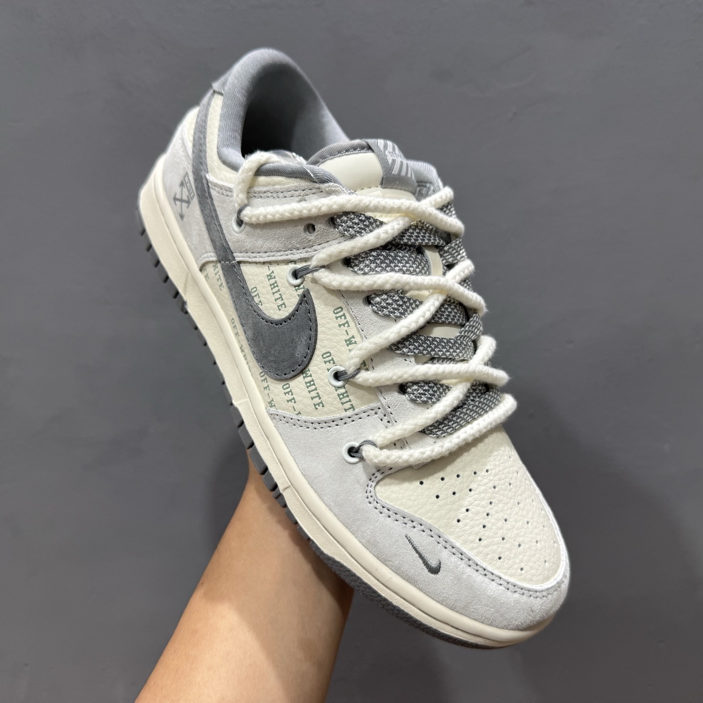 Off-White x Nike Dunk Low 绑带字幕灰勾 YX5066-223