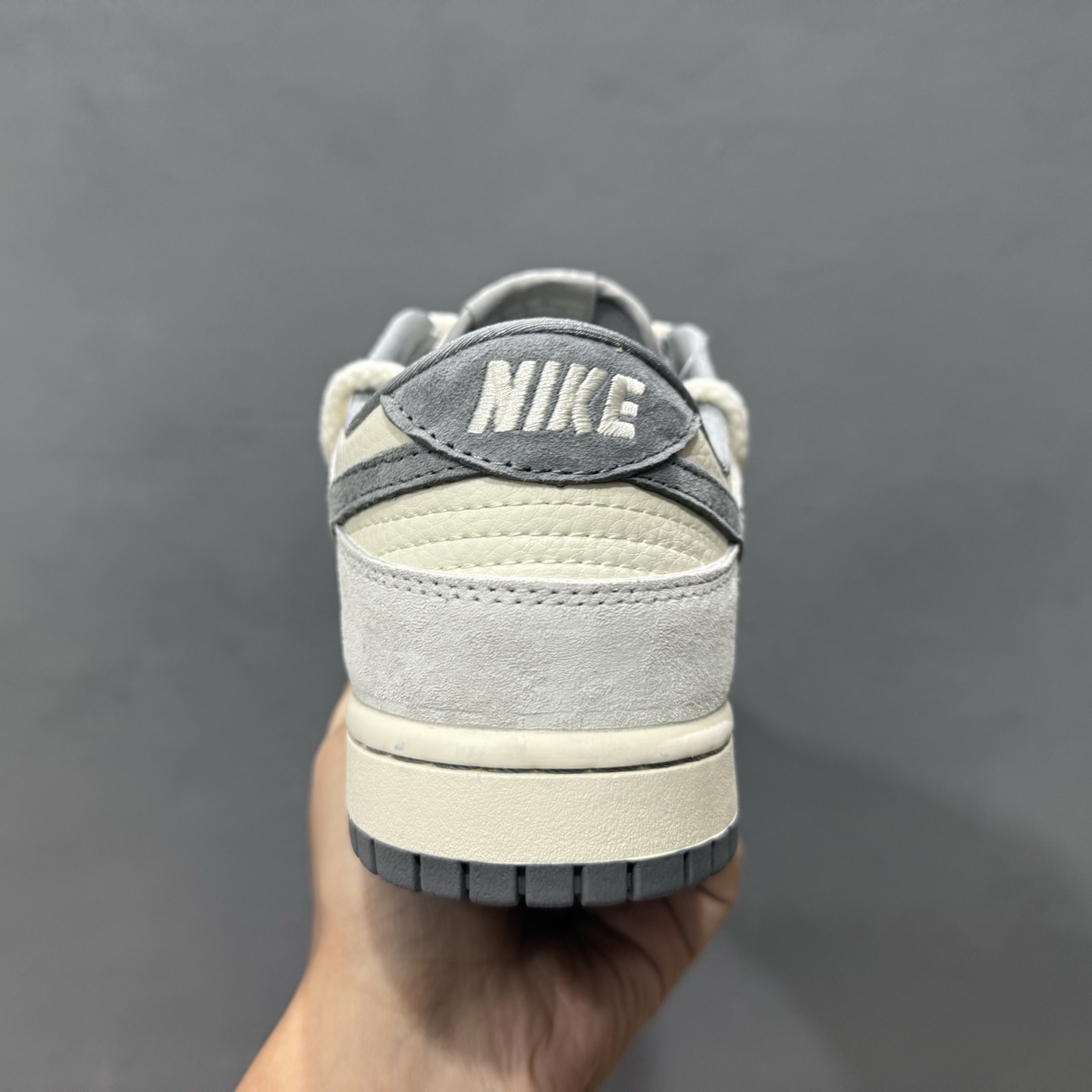 Off-White x Nike Dunk Low 绑带字幕灰勾 YX5066-223