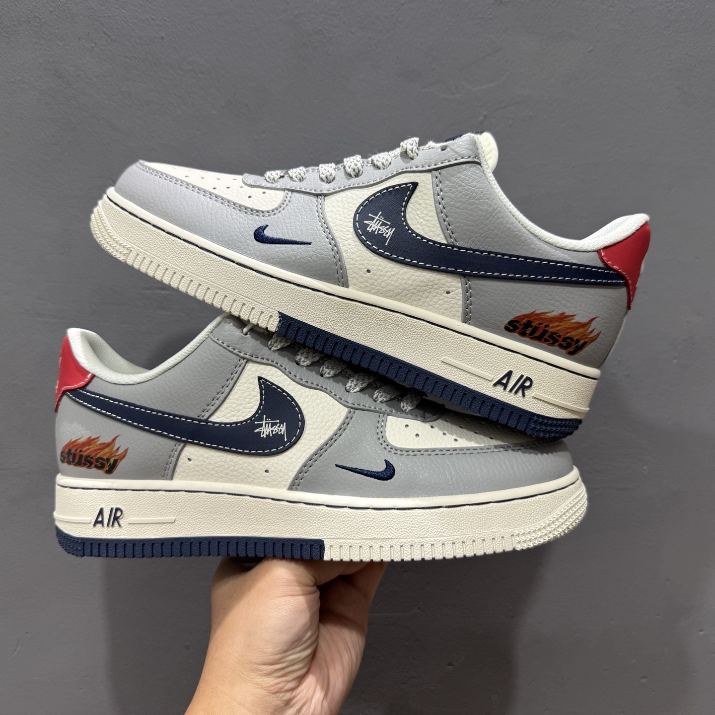NIKE AIR FORCE 1‘07 LV8 XS1958-555