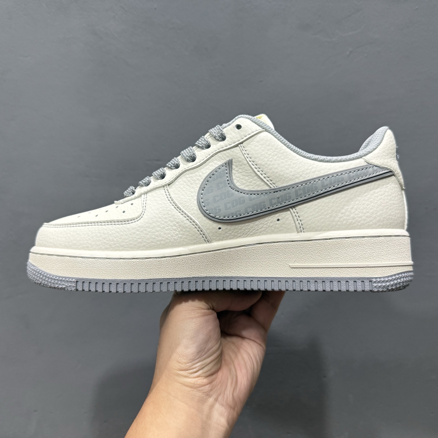 Nike Air Force 1'07 Low 北面联名 CDG米灰勾 空军一号低帮休闲板鞋 HH7518-052