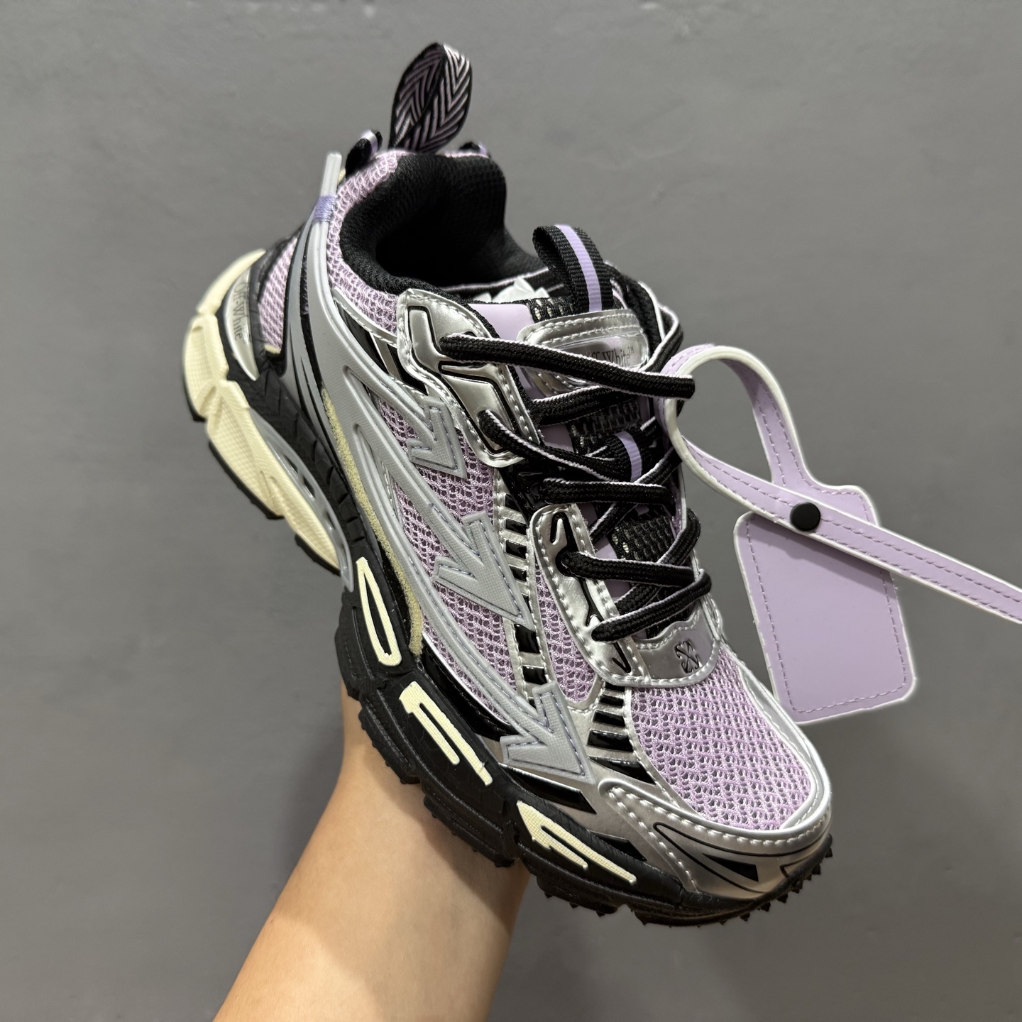 Off-White 2024年OW最新款跑鞋 最新运动鞋款