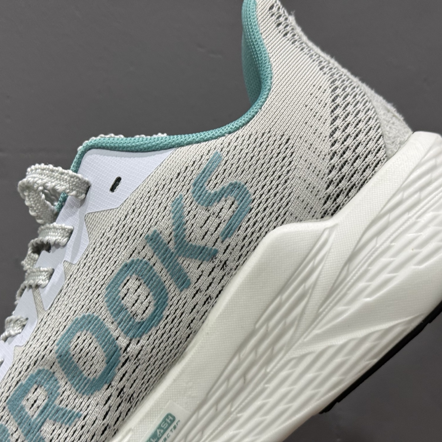 Brooks Hyperion Max 2 布鲁克斯 烈风2 减震竞速马拉松专业跑鞋 1104341D403