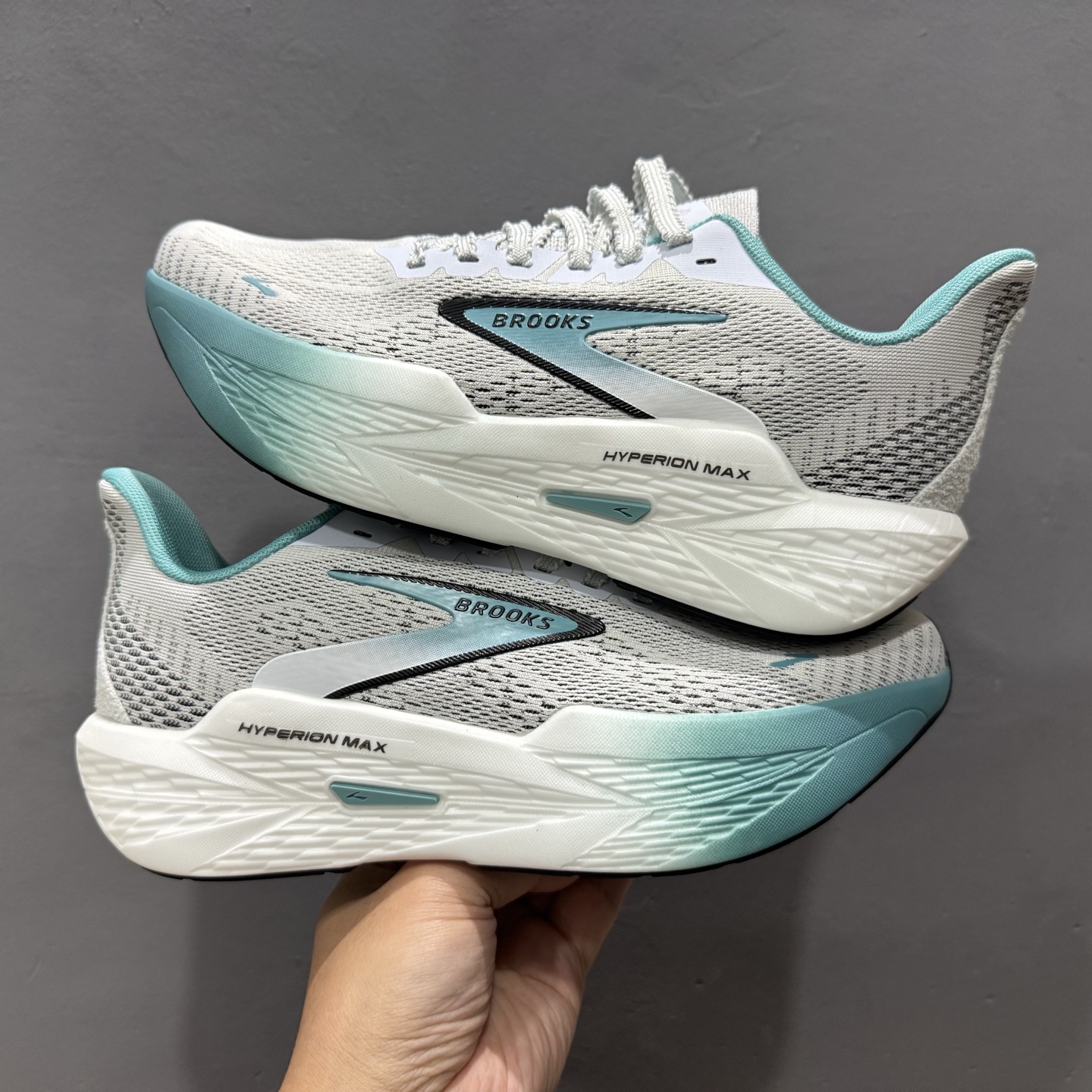 Brooks Hyperion Max 2 布鲁克斯 烈风2 减震竞速马拉松专业跑鞋 1104341D403