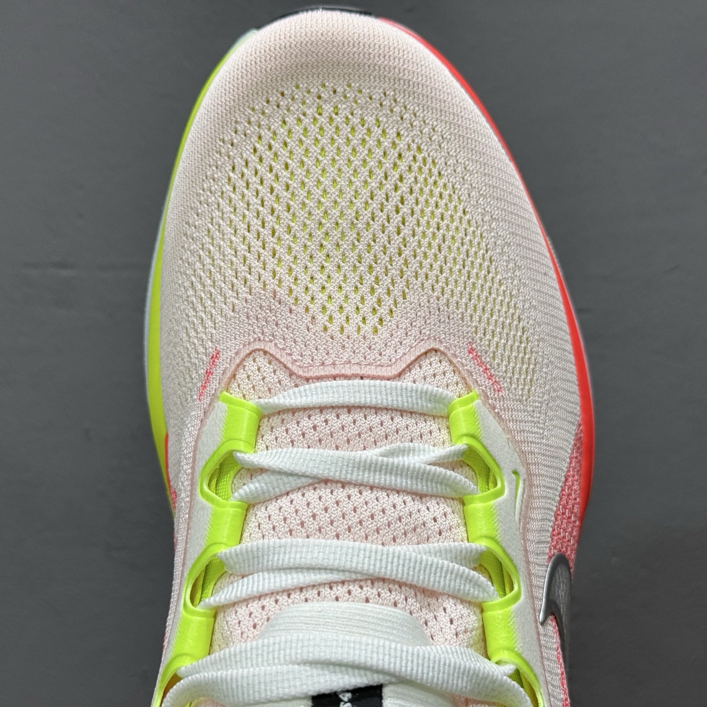 Nike Journey Run 2024跑步鞋 2722-100