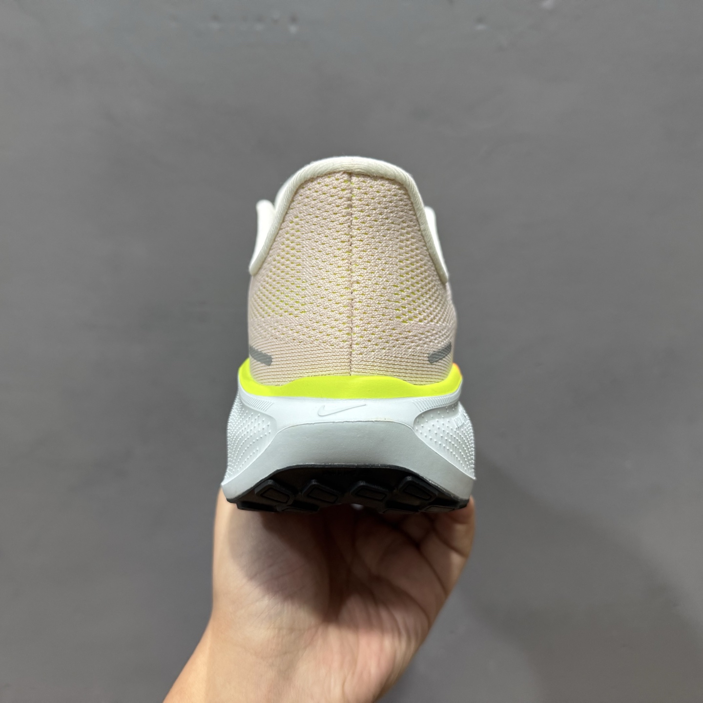 Nike Journey Run 2024跑步鞋 2722-100