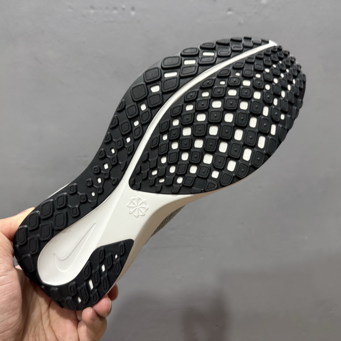 Nike Journey Run 2024跑步鞋 5041-103