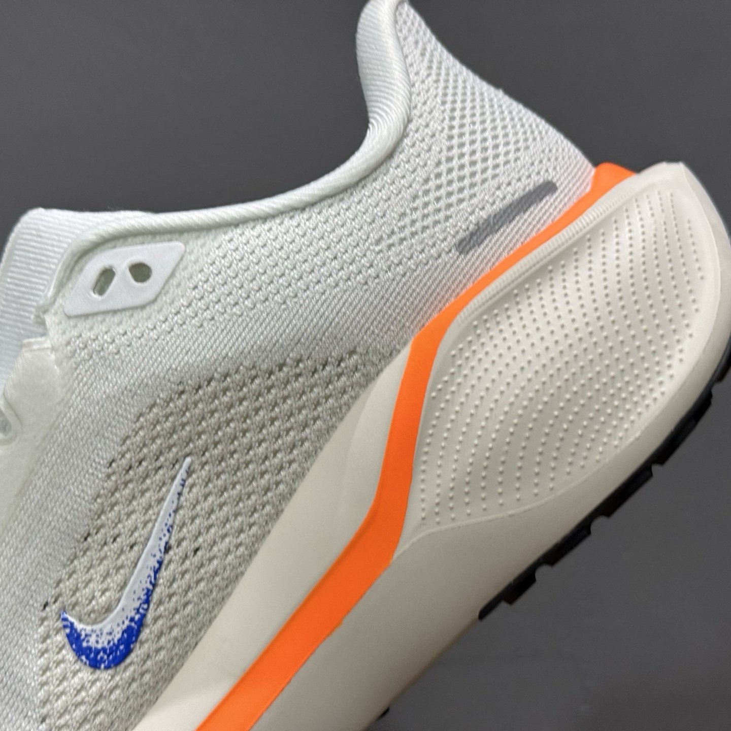 Nike Journey Run 2024跑步鞋 4820-100