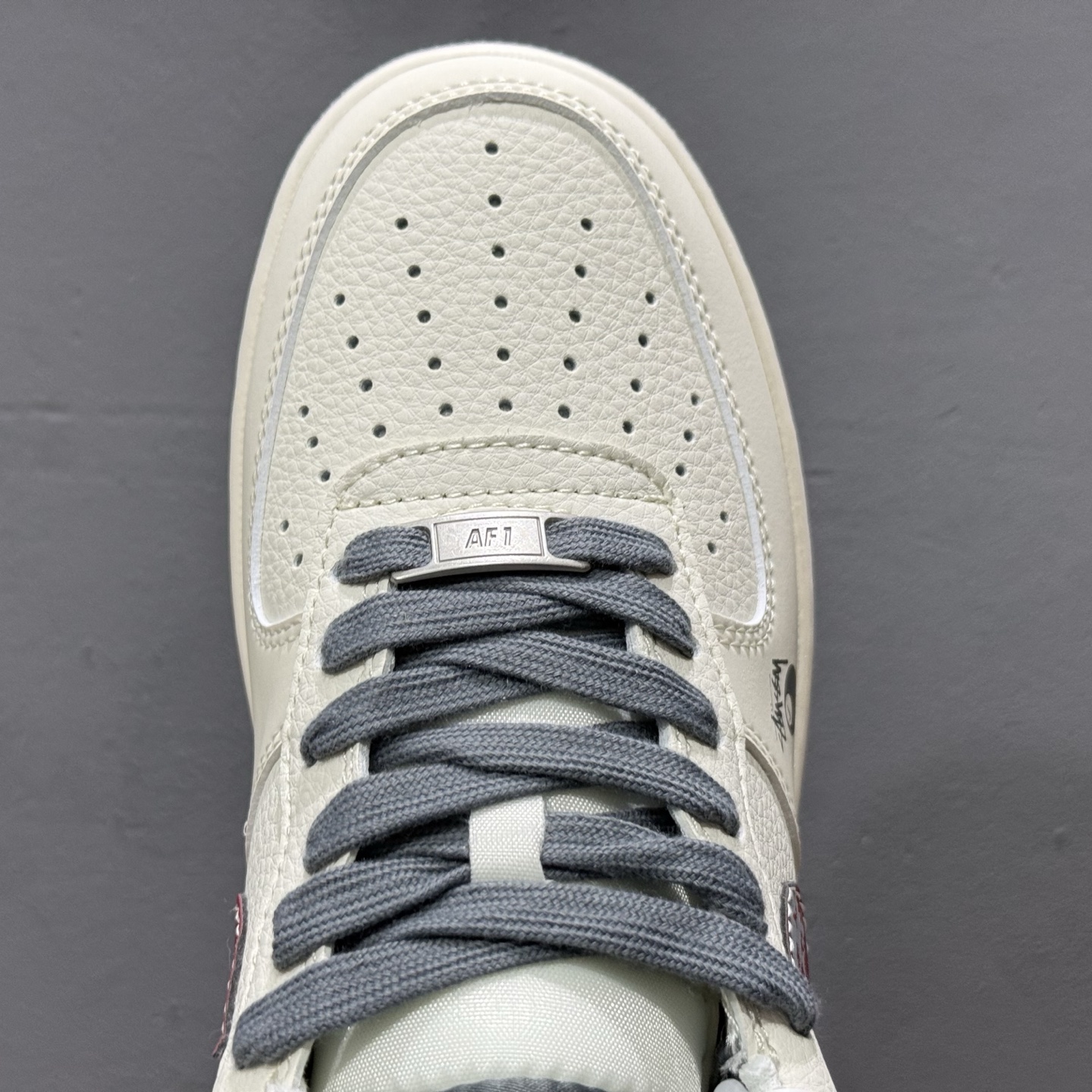 NIKE AIR FORCE 1‘07 LV8 XS1958-573