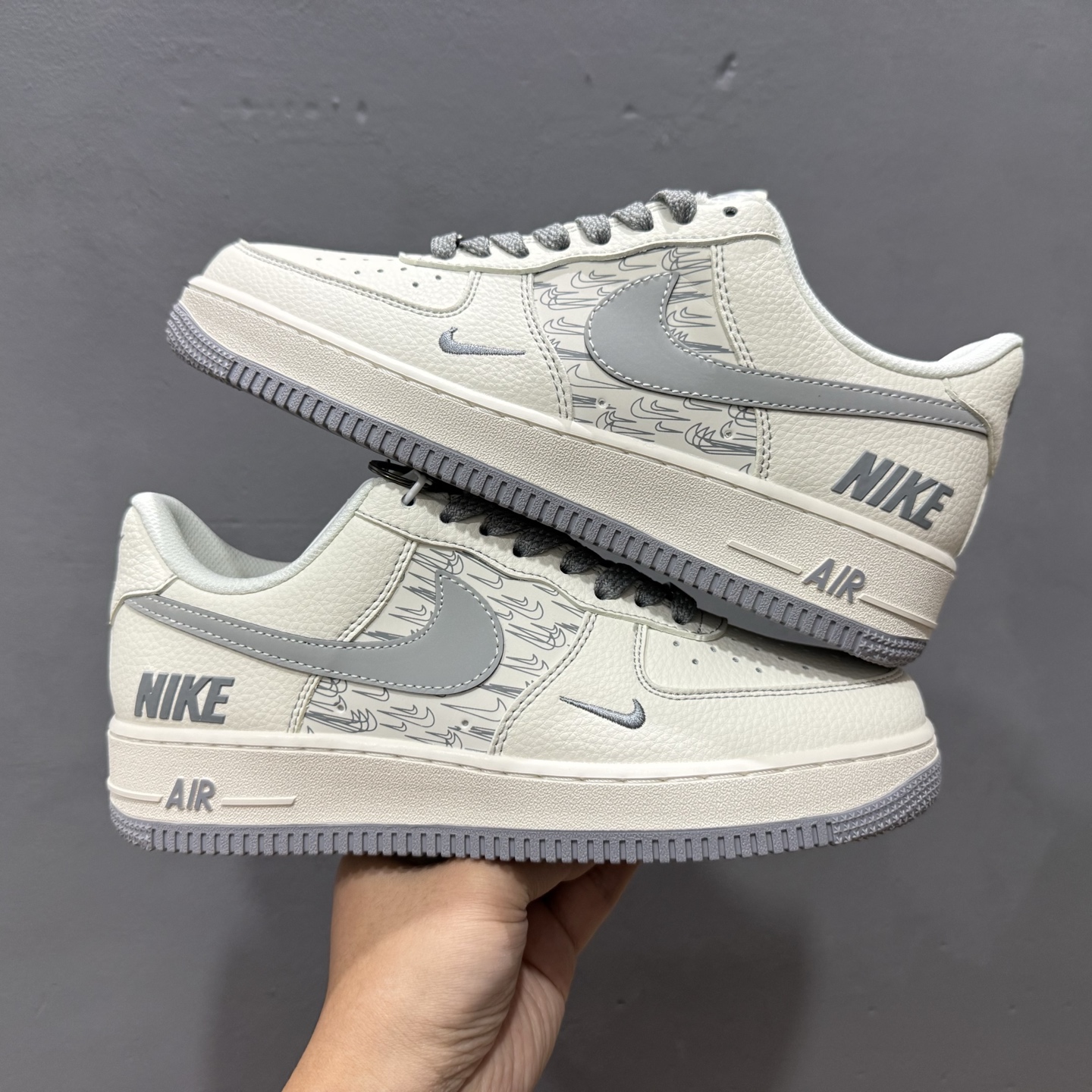 NIKE AIR FORCE 1‘07 LV8 HH7518-070