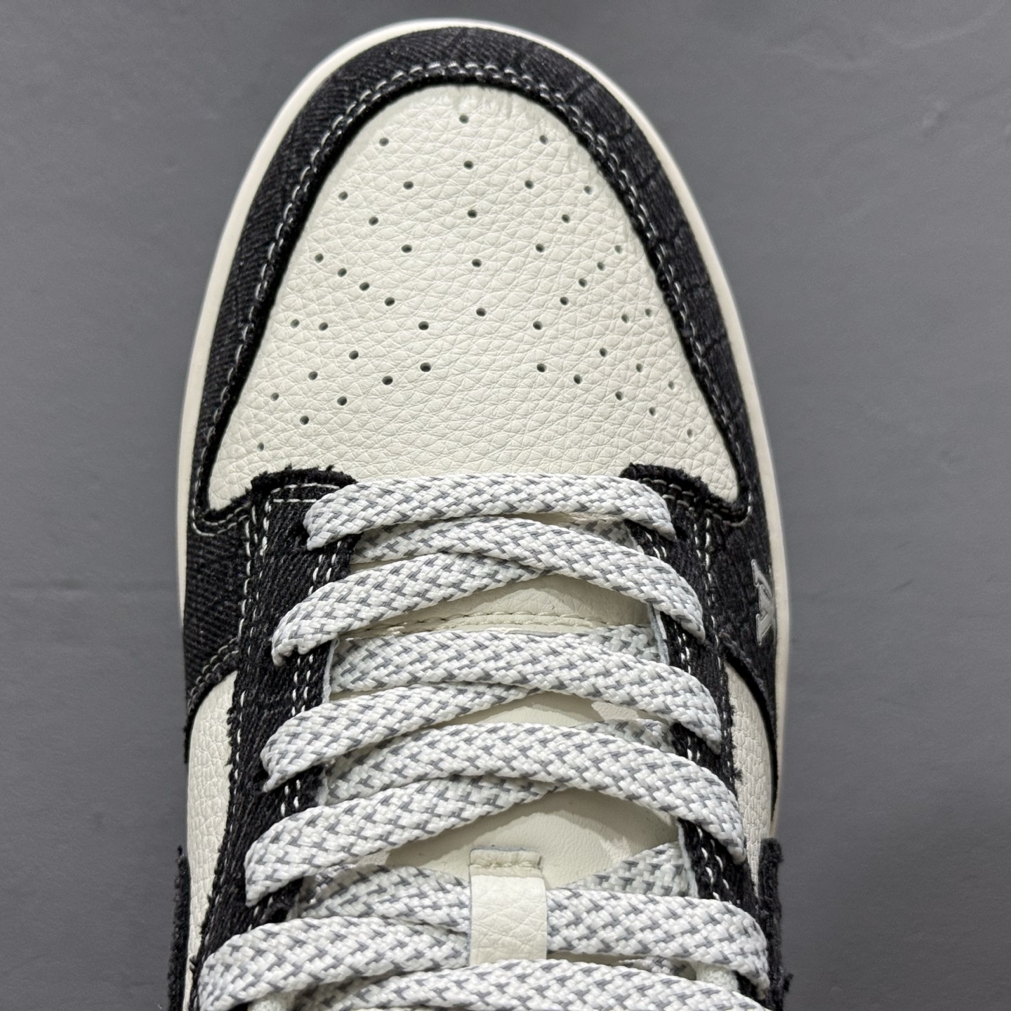 Louis Vuitton x Nike Dunk Low 牛仔布黑勾 FC1688-223