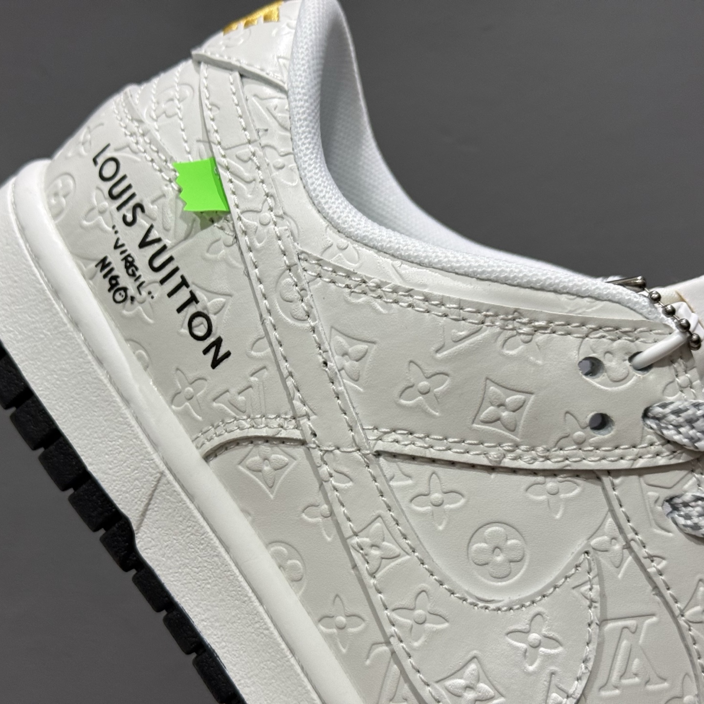 Louis Vuitton x Nike Dunk Low 黑白暗印花 XX3168-145