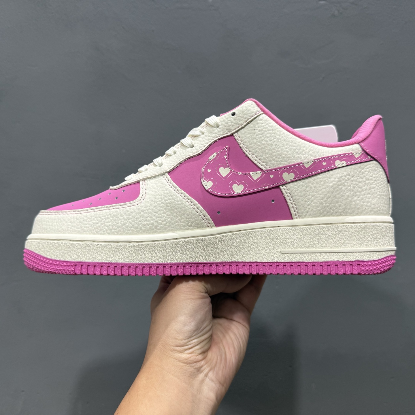 NK Air Force 1′07 Low 空军一号低帮百搭休闲运动板鞋 KK1988-082