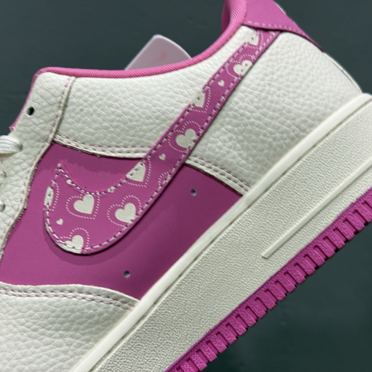 NK Air Force 1′07 Low 空军一号低帮百搭休闲运动板鞋 KK1988-082