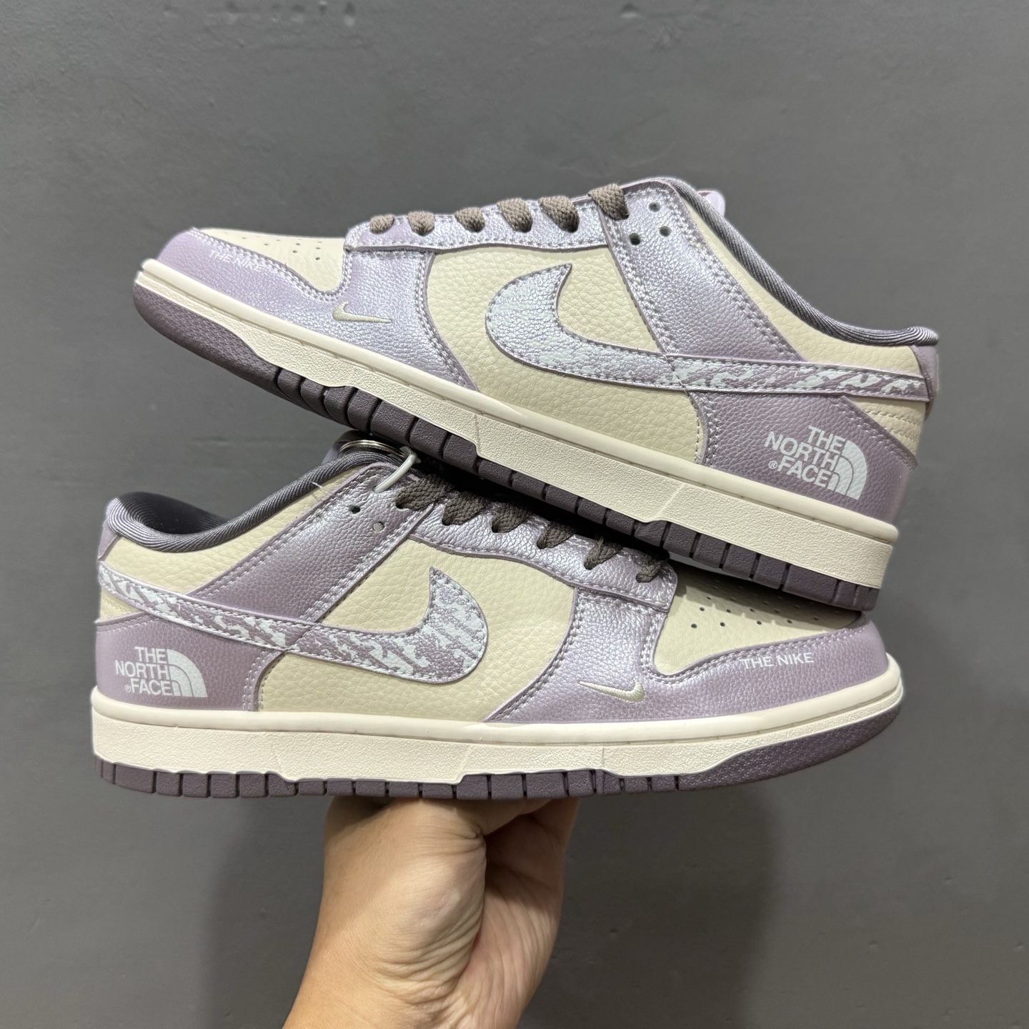 Nike SB Dunk Low 北面系列亮 面紫勾 周年高端定制 低帮休闲板鞋 KK1333-039