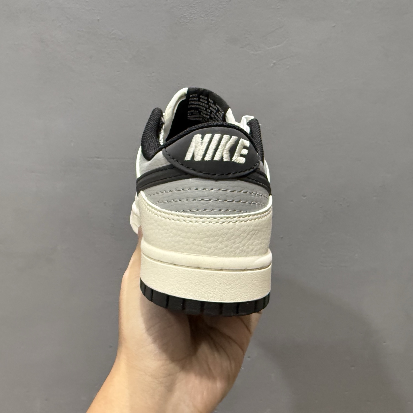 280 Nike SB Dunk Low 斯图西联名 立体黑勾 周年高端定制 低帮休闲板鞋 XS6089-537