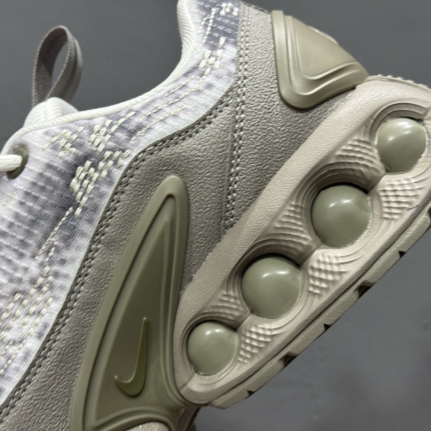 200 独家实拍Nike Air Max Dn 网布 舒适时尚 减震耐磨 低帮 生活休闲鞋 HQ4567-001