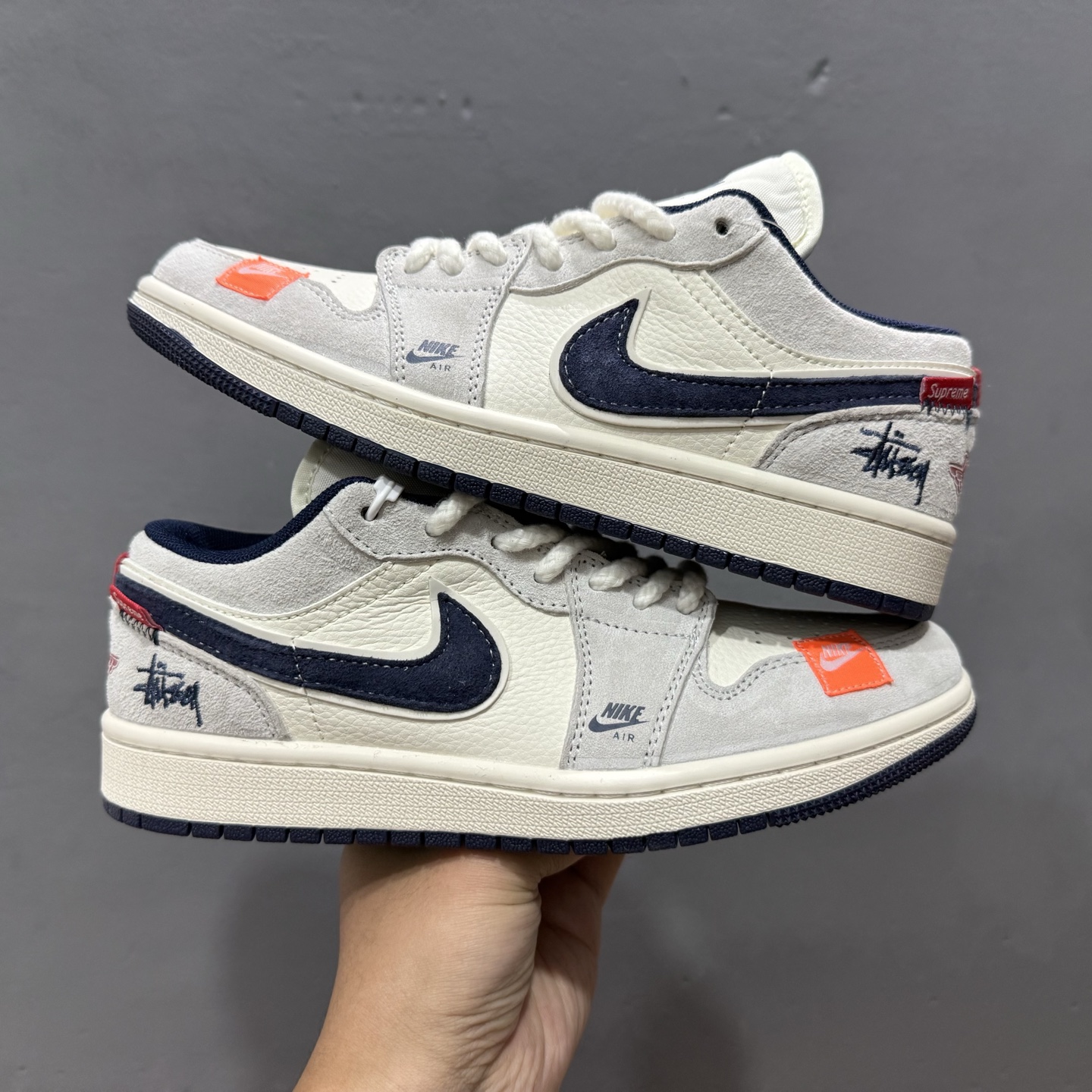280 Air Jordan 1 Low AJ1 乔1斯图西 联名 猪八深蓝勾 高端定制 低帮复古篮球鞋 YX5066-303
