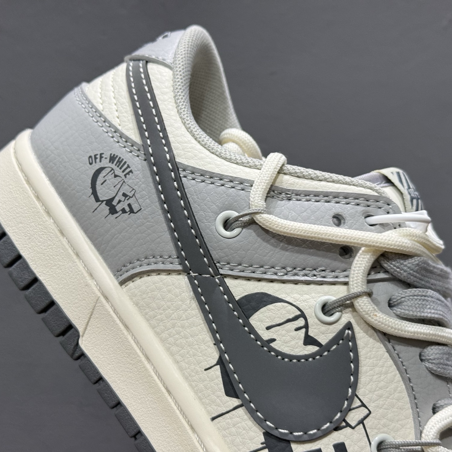 300 Nike SB Dunk Low Off-White系列 绑带爱心灰勾 周年高端定制 低帮休闲板鞋 DM6868-078