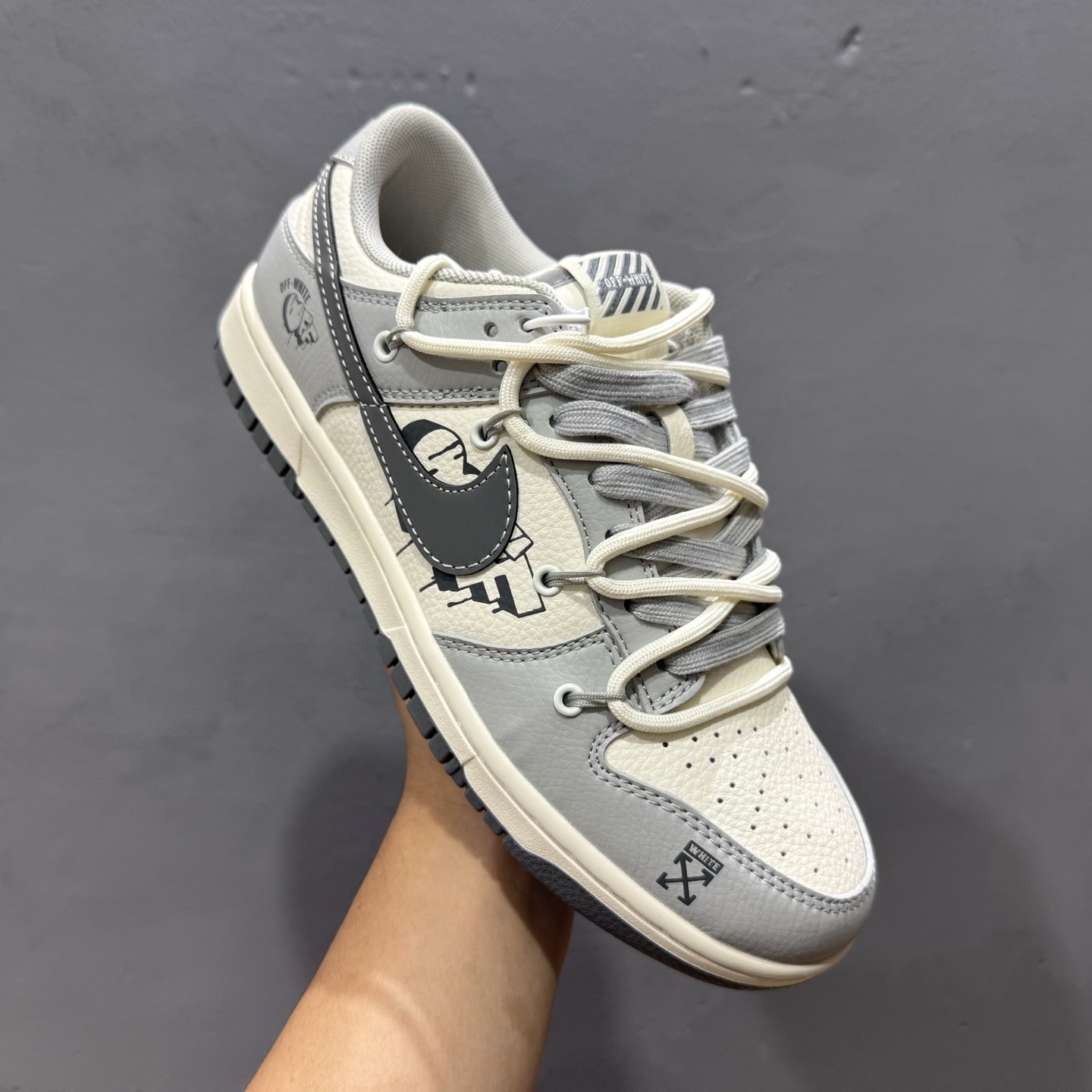 300 Nike SB Dunk Low Off-White系列 绑带爱心灰勾 周年高端定制 低帮休闲板鞋 DM6868-078