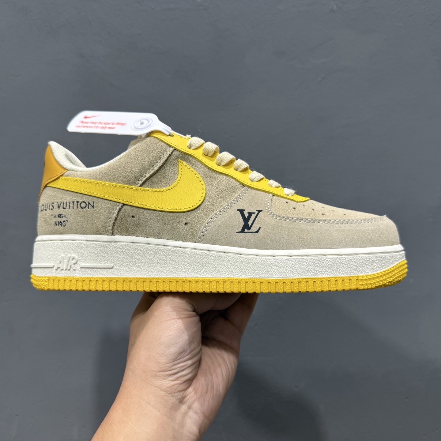 ￥170 Nike Air Force 1'07 Low LV联名 灰黄色 空军一号低帮休闲板鞋 HQ2037-322