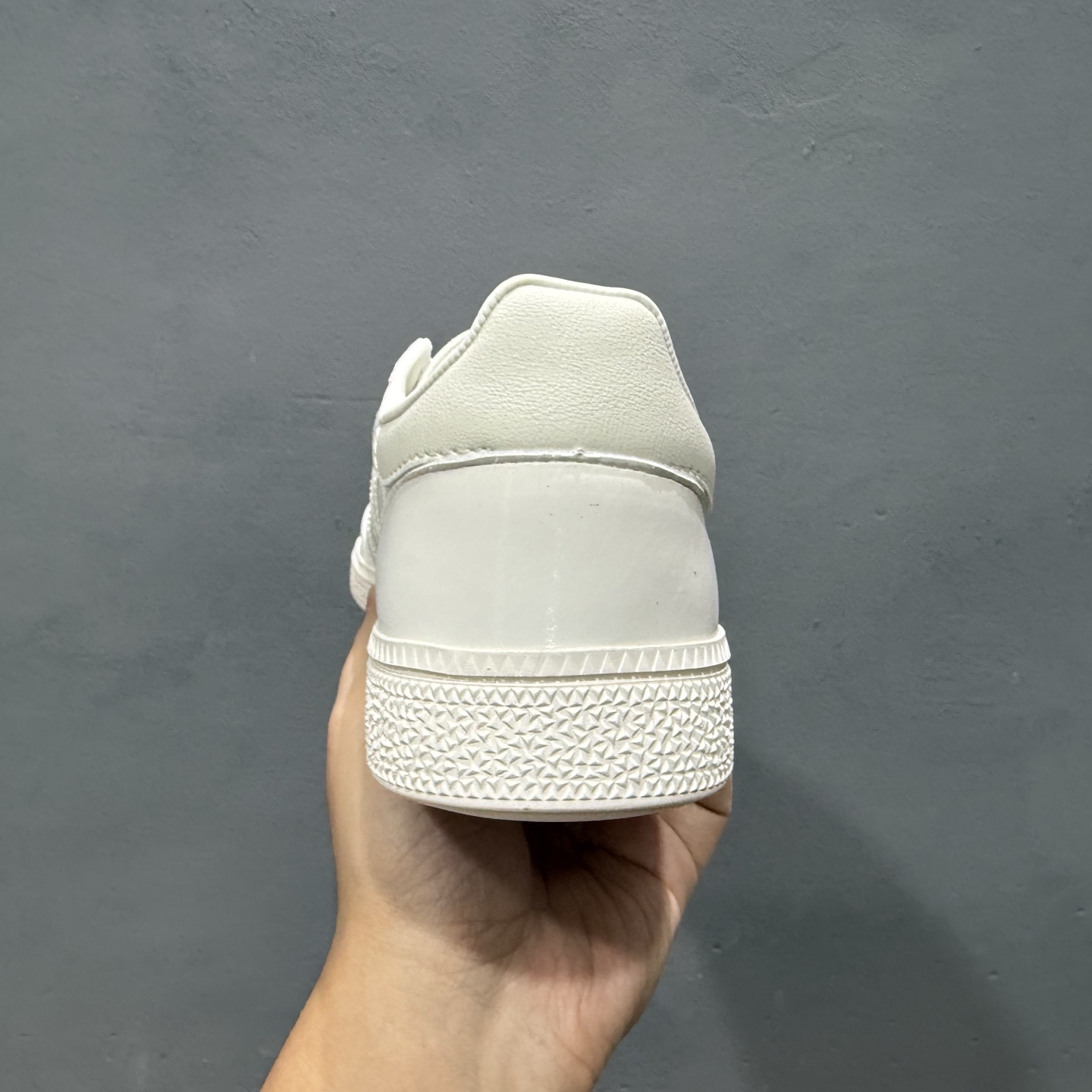 150 adidas originals Gazelle Indoor 白色 KJ0854