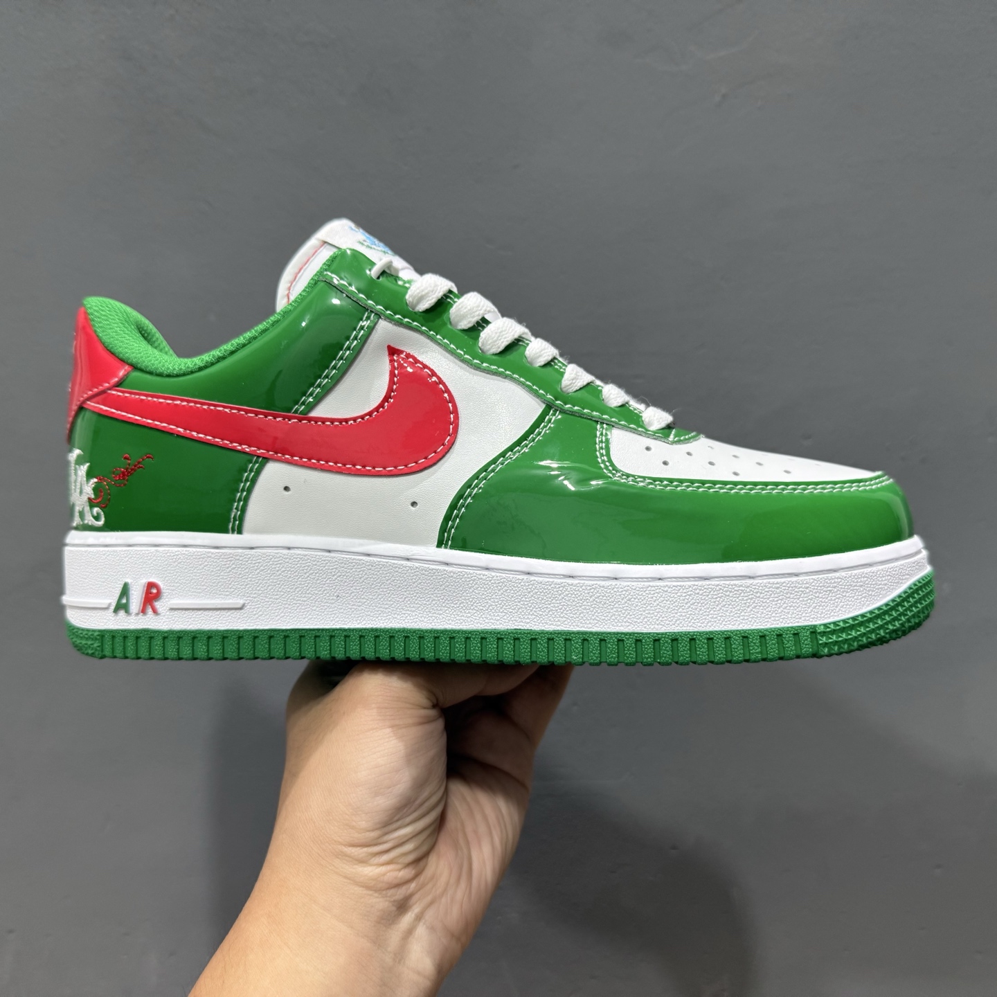 ￥170 Nike Air Force 1'07 Low 空军一号低帮休闲板鞋 306146-131