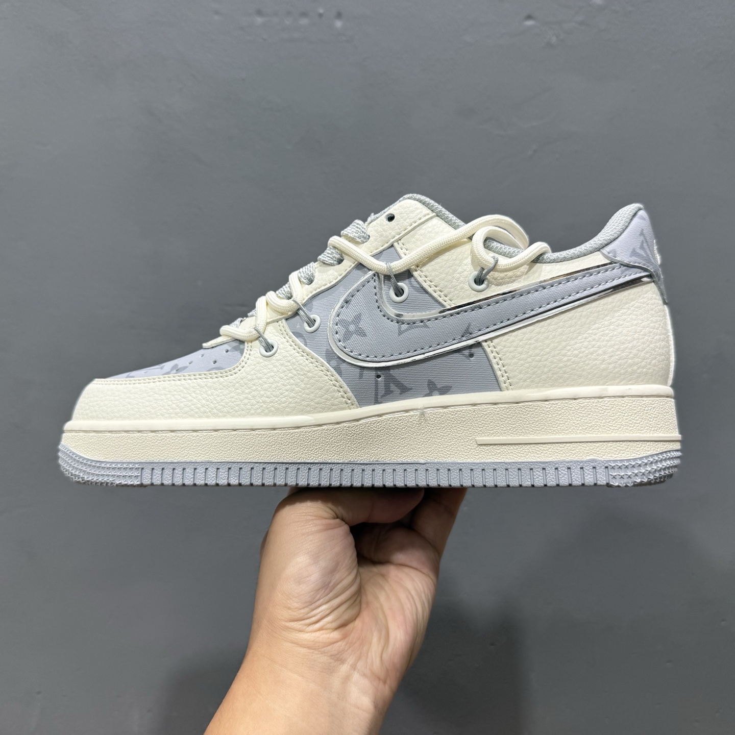 Nike Air Force 1'07 Low LV联名 灰印花抽绳 空军一号低帮休闲板鞋 DM6868-062
