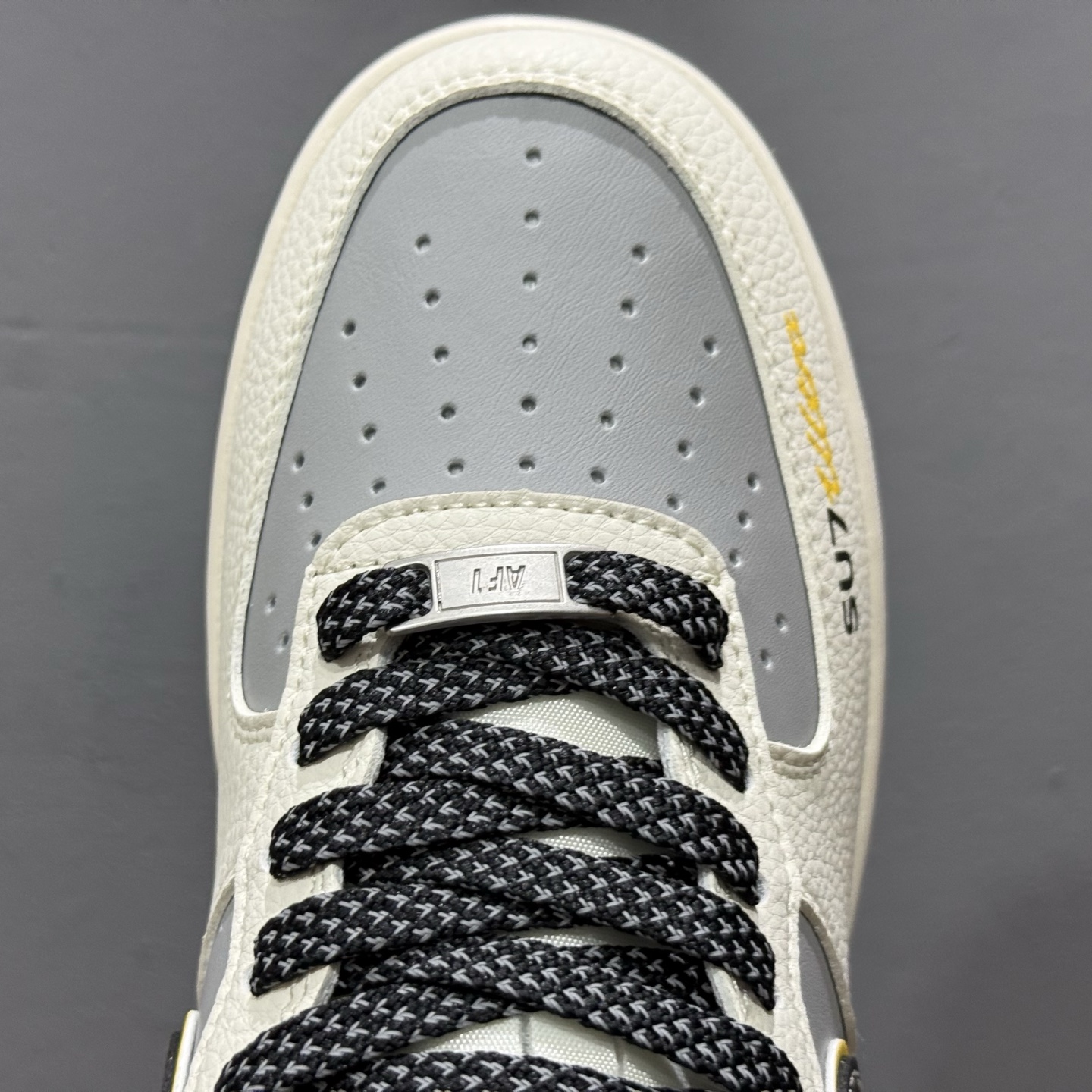 Nike Air Force 1'07 Low 小米联名 Su7-Ultra 空军一号低帮休闲板鞋 XX3168-165
