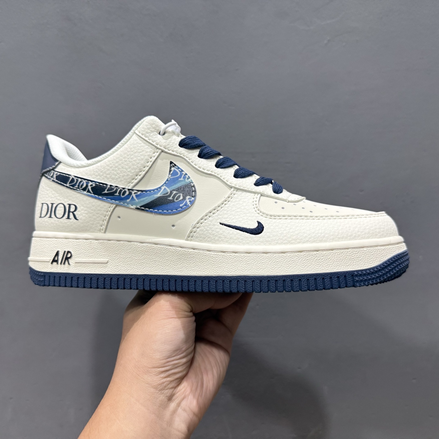 独家实拍Nike Air Force 1‘07 Low Bape联名 米浅深蓝勾 空军一号低帮休闲板鞋 XS1958-554