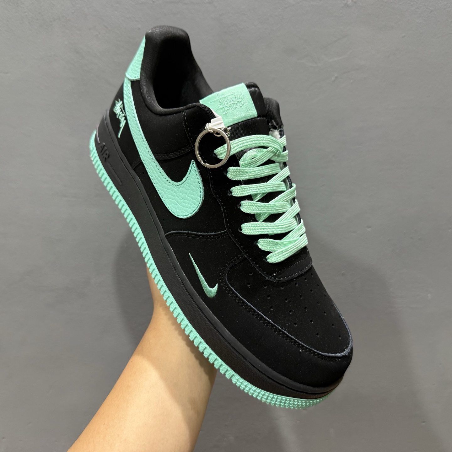 Nike Air Force 1'07 Low 斯图西联名 蒂芙尼 空军一号低帮休闲板鞋 DF0188-045