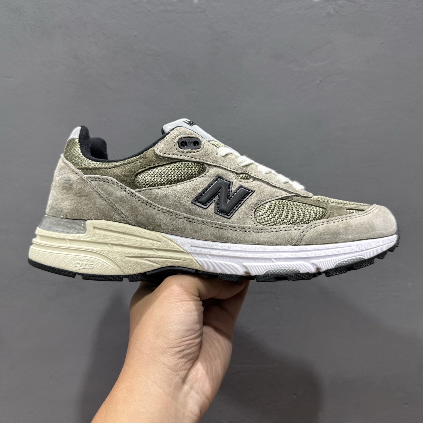 New Balance NB Made In USA M993系列美产血统经典复古休闲运动百搭老爹跑步鞋 U993JJ