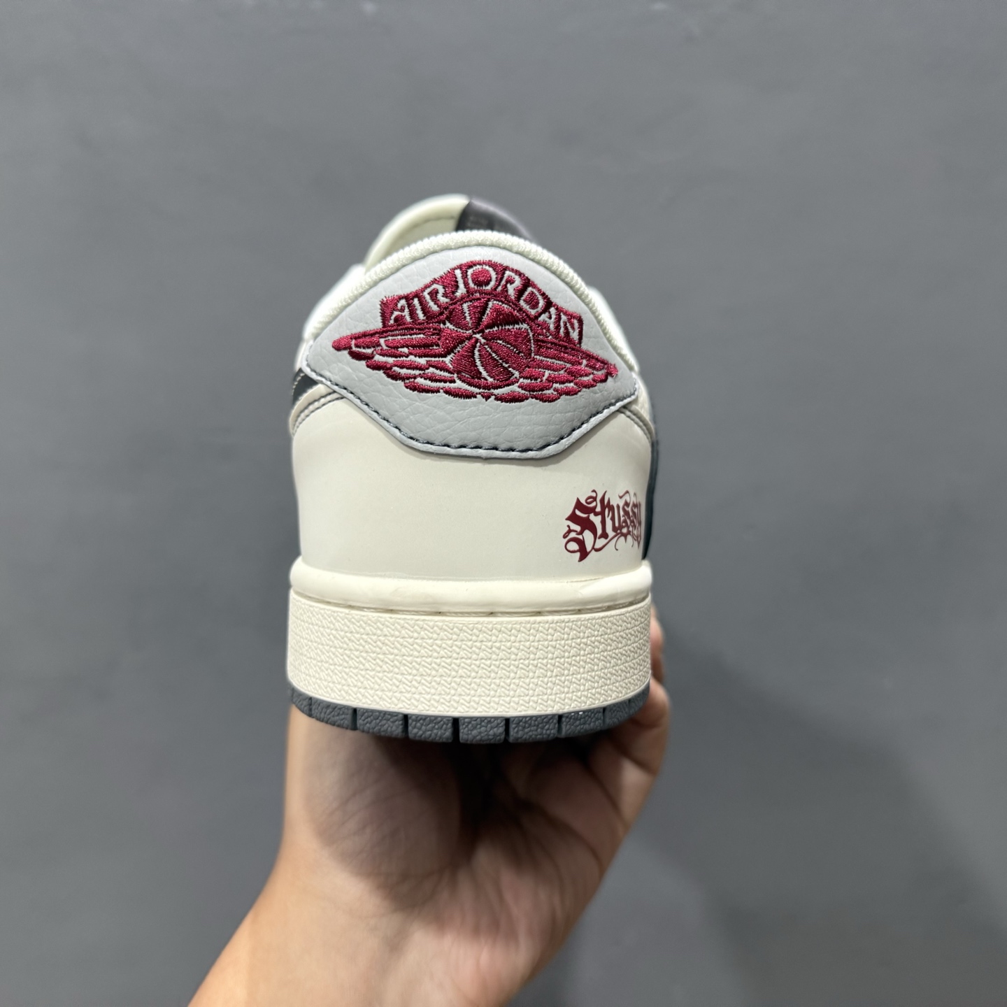 XC版 Travis Scott x Fragment Design x Air Jordan 1 Low SP AJ1 斯图西联名 黑勾骷髅头 低帮文化休闲板鞋 JJ2508-553