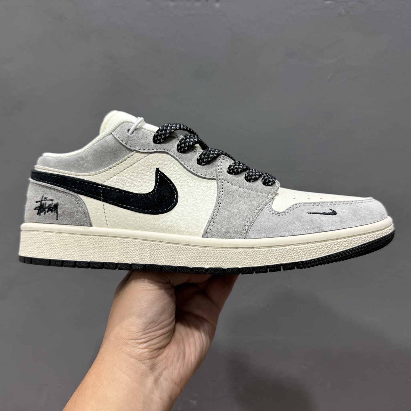 XC版 Air Jordan 1 Low AJ1 乔1 斯图西联名 黑勾 高端定制 低帮复古篮球鞋 XX3318-508