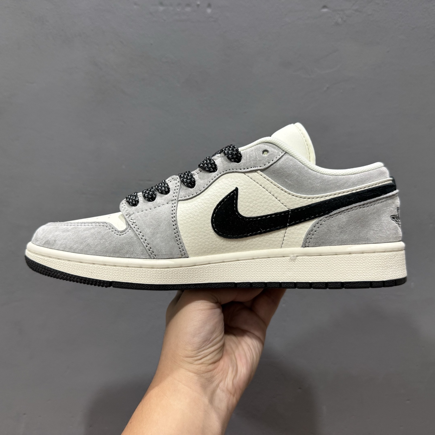 XC版 Air Jordan 1 Low AJ1 乔1 斯图西联名 黑勾 高端定制 低帮复古篮球鞋 XX3318-508